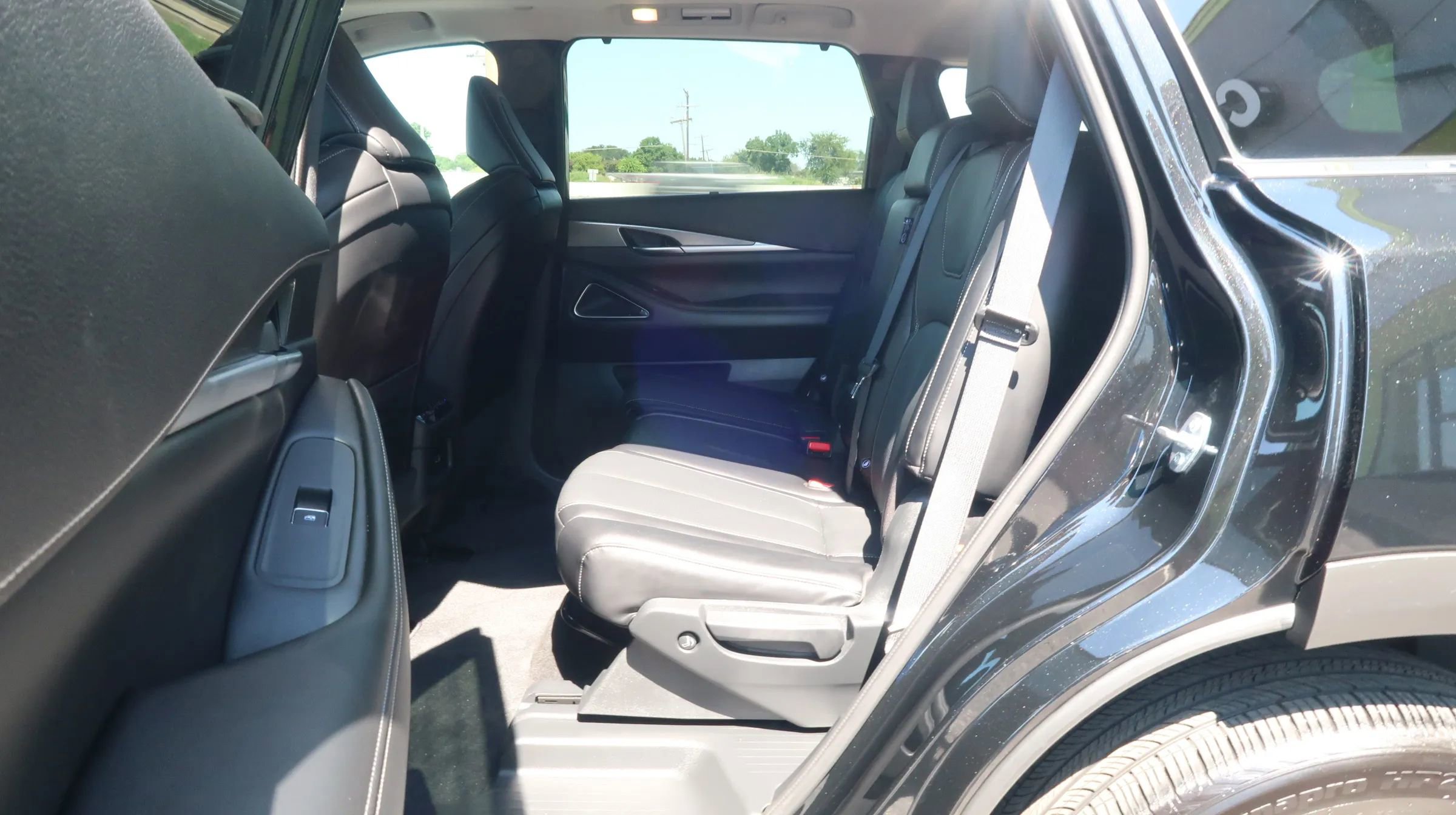 Used 2025 INFINITI QX60 Luxe image 19