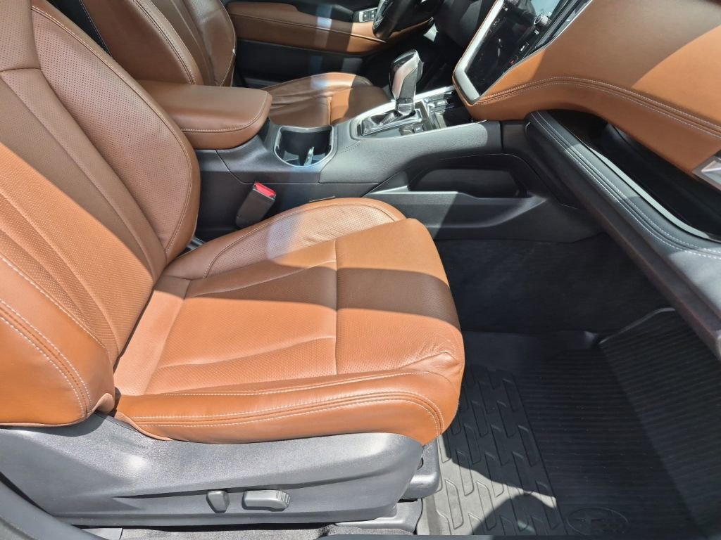 Used 2020 Subaru Outback Touring XT image 17