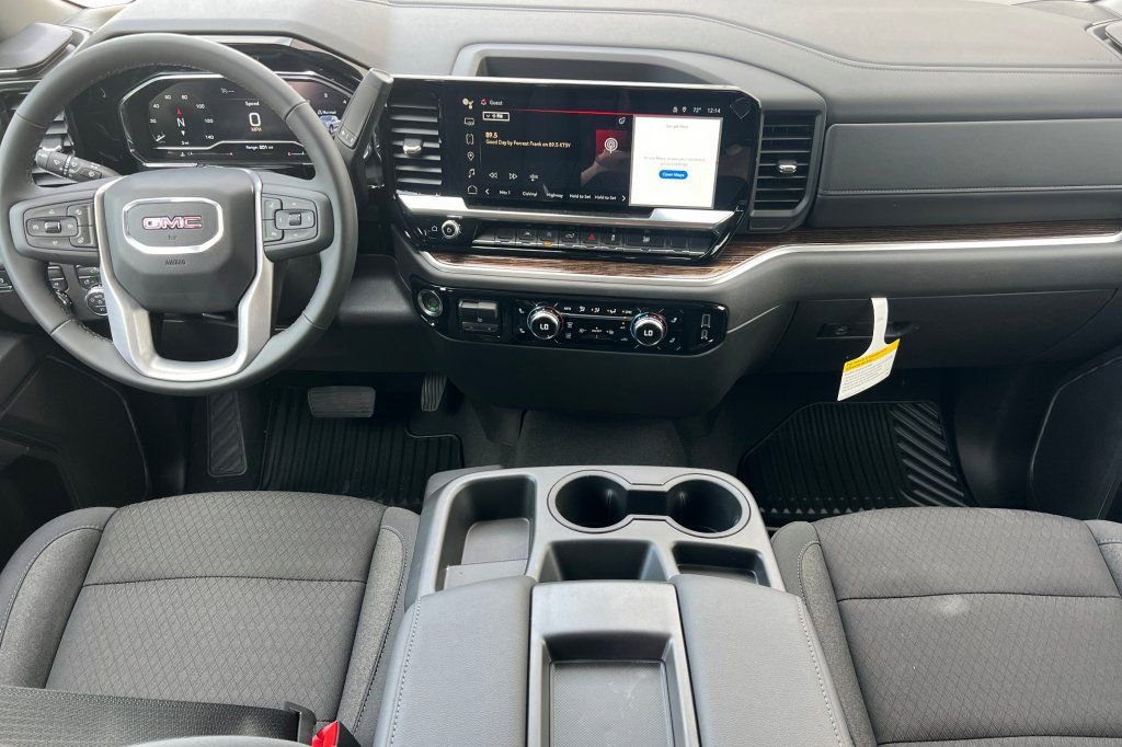Used 2025 GMC Sierra 1500 Elevation image 10
