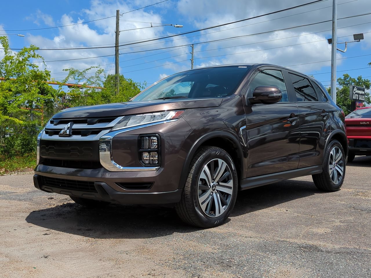 Used 2025 Mitsubishi Outlander Sport SE AWD/4WD image 2