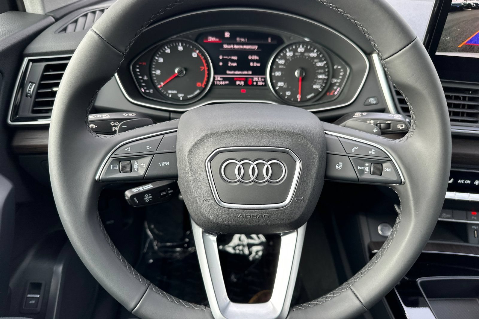 Used 2025 Audi Q5 2.0T Premium AWD/4WD image 22
