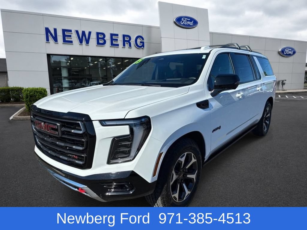 Used 2025 GMC Yukon XL AT4 Ultimate w/ LPO, AT4 Appearance Package AWD/4WD 360° Tour