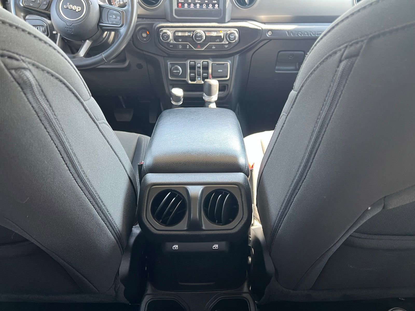 Used 2022 Jeep Wrangler Unlimited Sport image 18