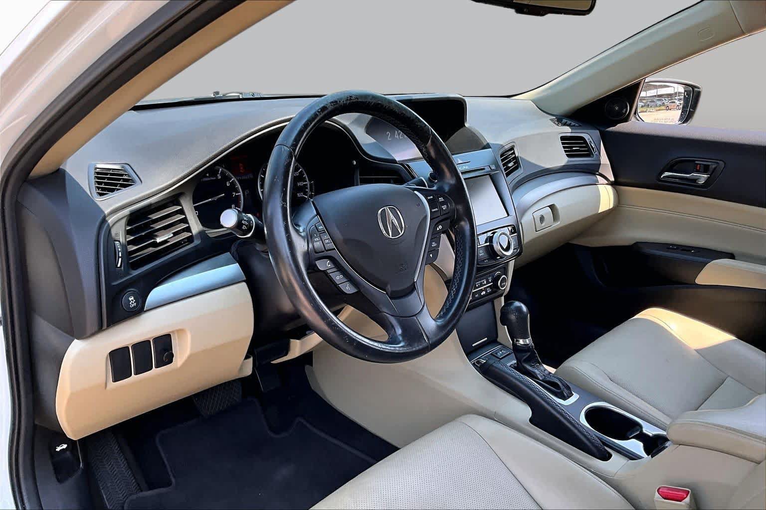 Used 2017 Acura ILX FWD image 17