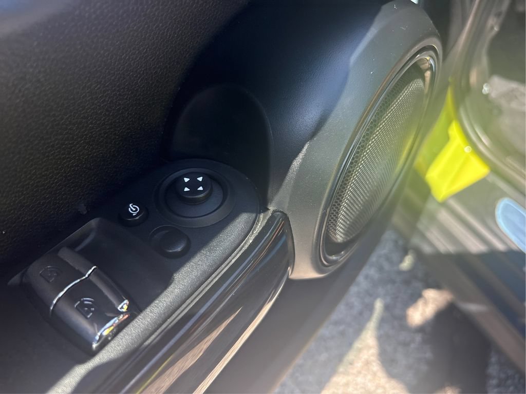 Used 2024 MINI Cooper S FWD image 44