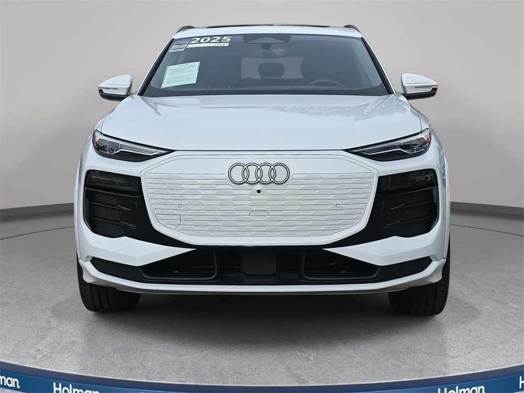 Certified 2025 Audi Q6 e-tron Premium w/ Convenience Package image 8