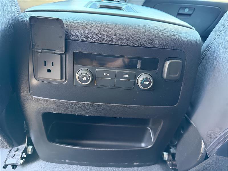 Used 2019 GMC Yukon XL SLE w/ Convenience Package RWD image 31