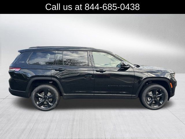 New 2025 Jeep Grand Cherokee L Limited image 4