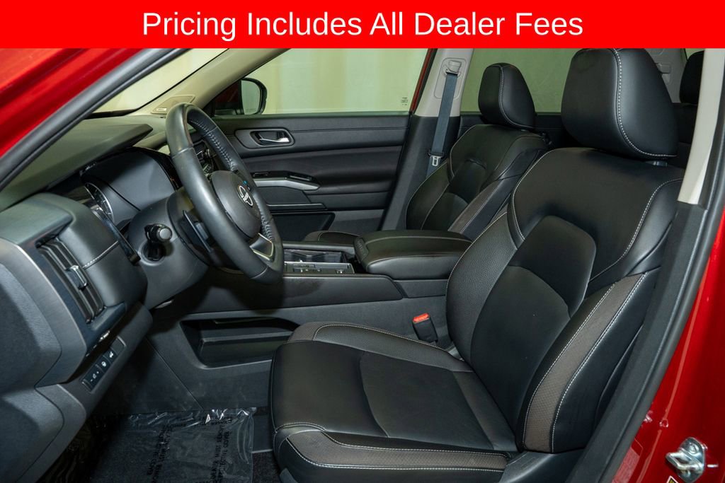 Used 2024 Nissan Pathfinder SL w/ SL Premium Package FWD image 14