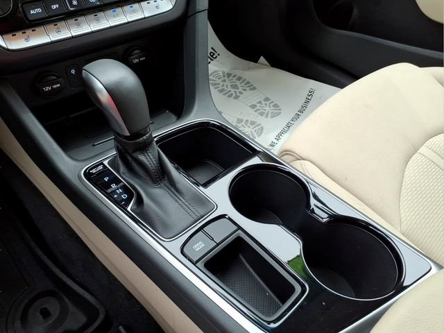 Used 2019 Hyundai Sonata SEL w/ Winter Weather Package FWD image 24