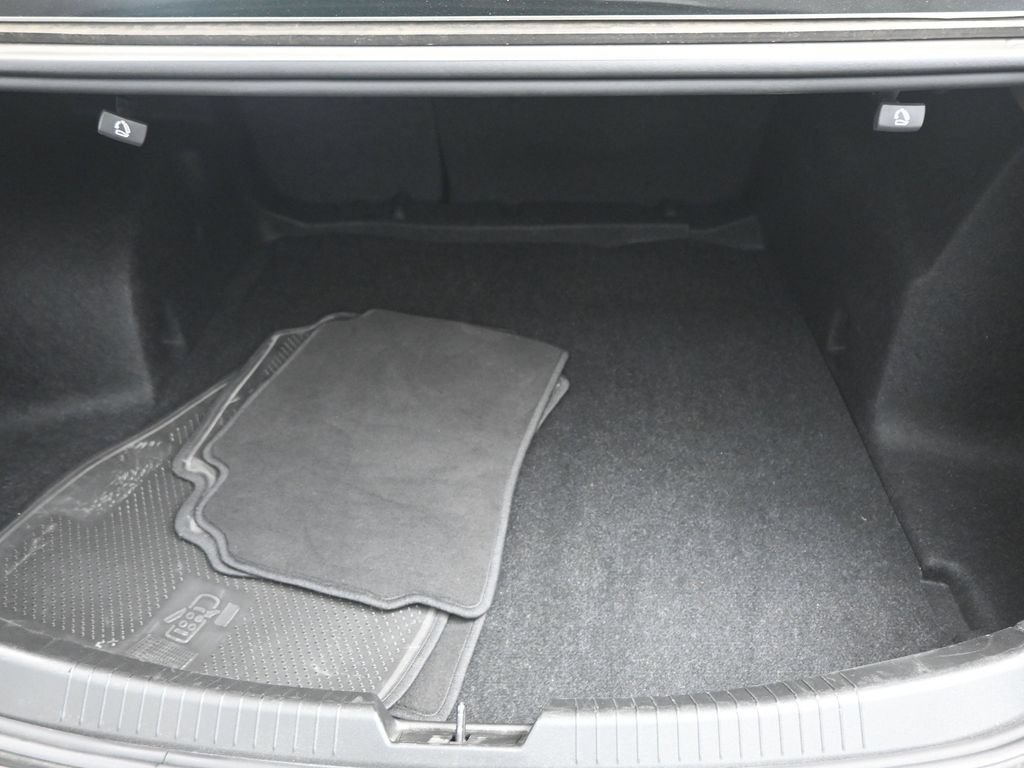 New 2024 Chevrolet Malibu LT FWD image 26