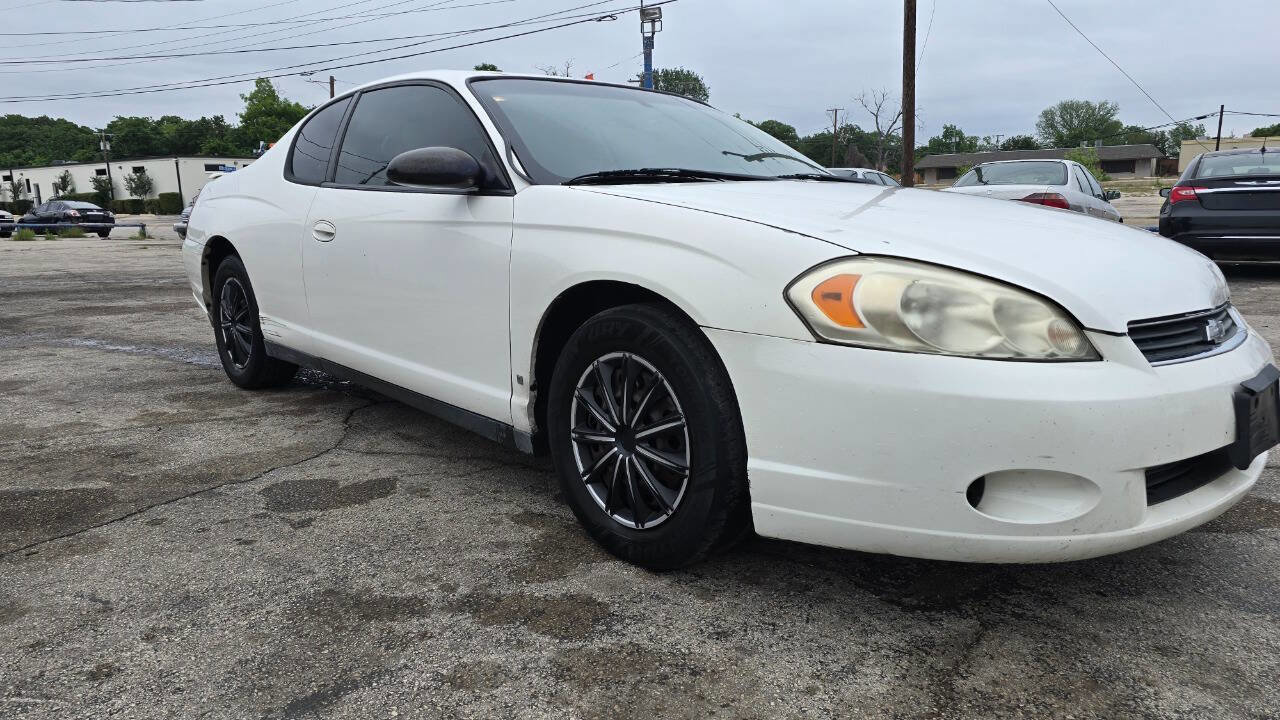 Used 2006 Chevrolet Monte Carlo LS FWD image 5
