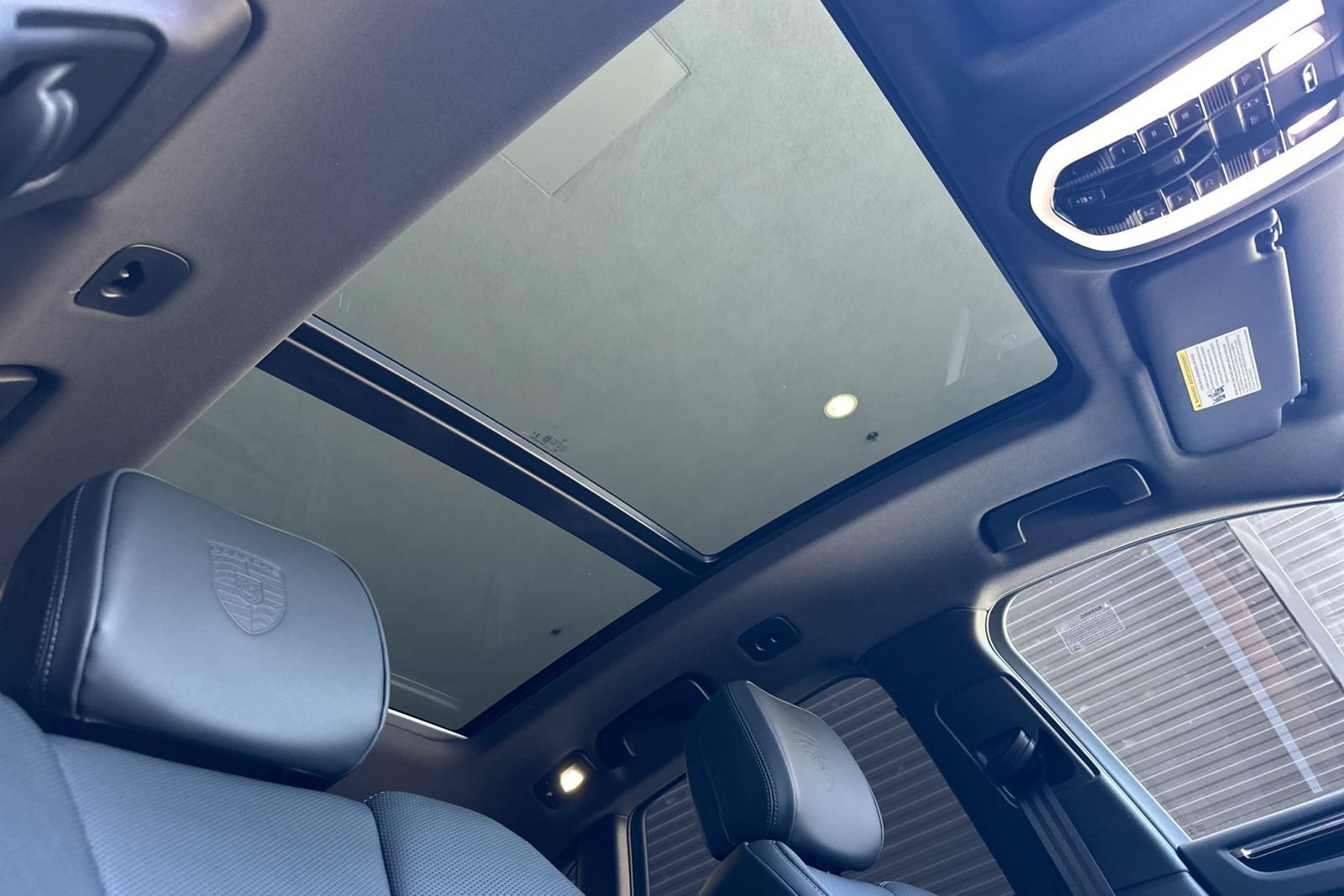 New 2026 Porsche Macan AWD/4WD image 19