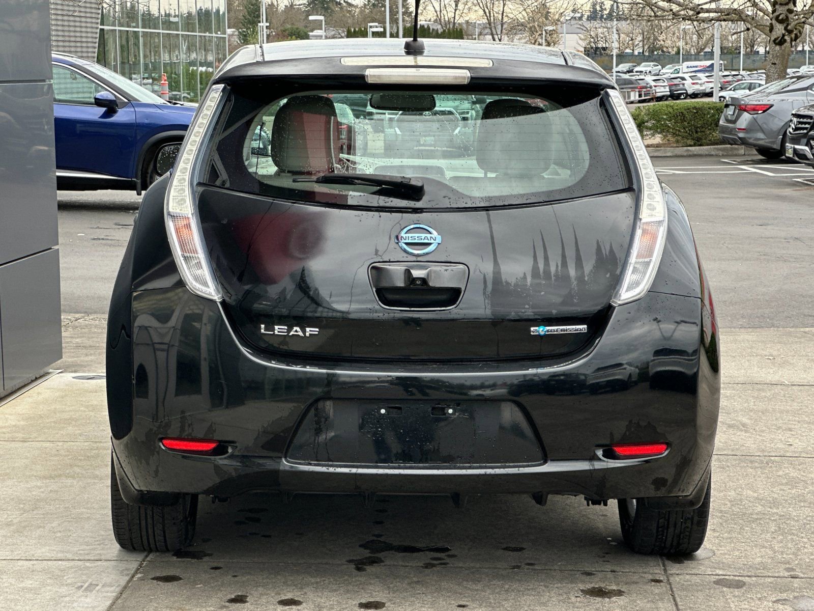 Used 2012 Nissan Leaf SL image 4