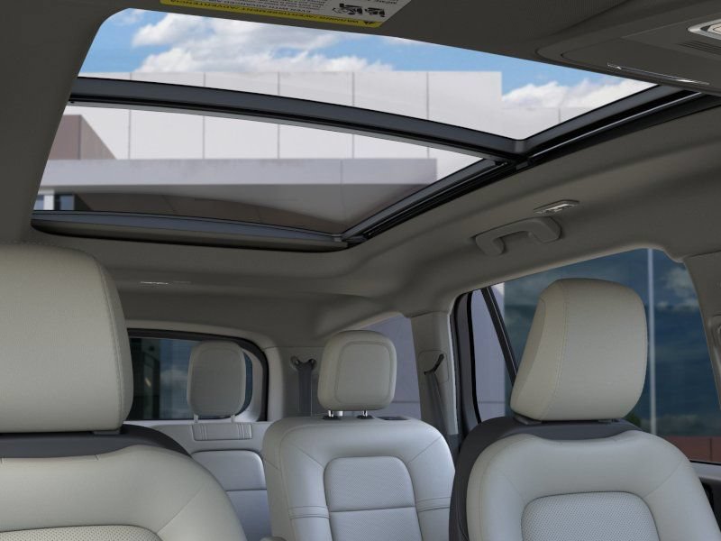 New 2026 Lincoln Aviator AWD image 22