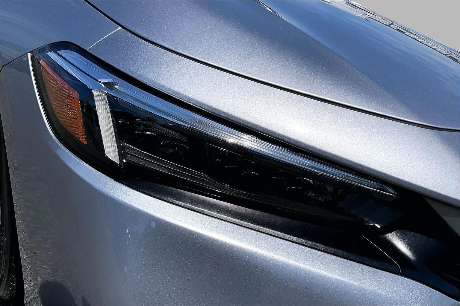 Used 2023 Honda Civic Sport image 28