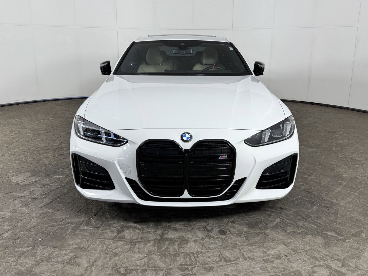 Used 2025 BMW 440i xDrive Coupe w/ Premium Package image 2