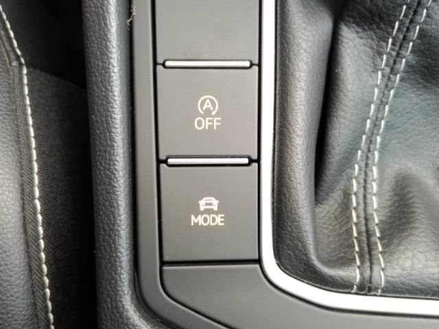 Used 2022 Volkswagen Jetta SEL FWD image 48