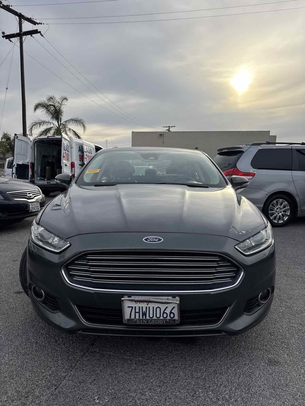 Used 2015 Ford Fusion Titanium FWD image 5