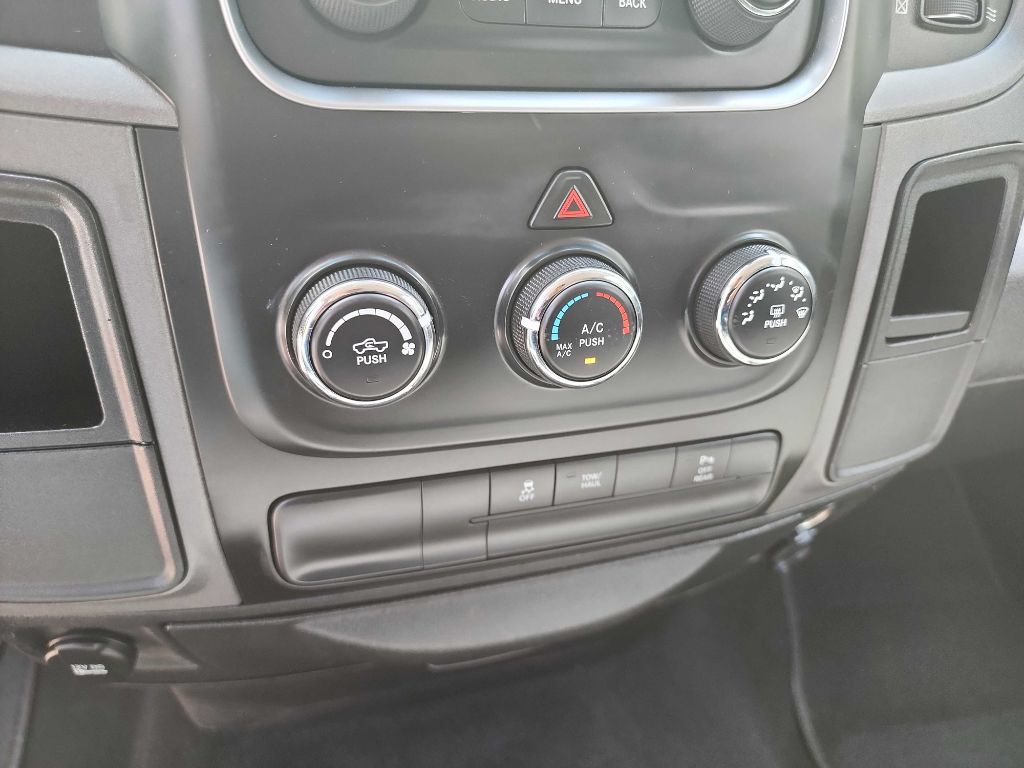 Used 2015 RAM 1500 Tradesman RWD image 22