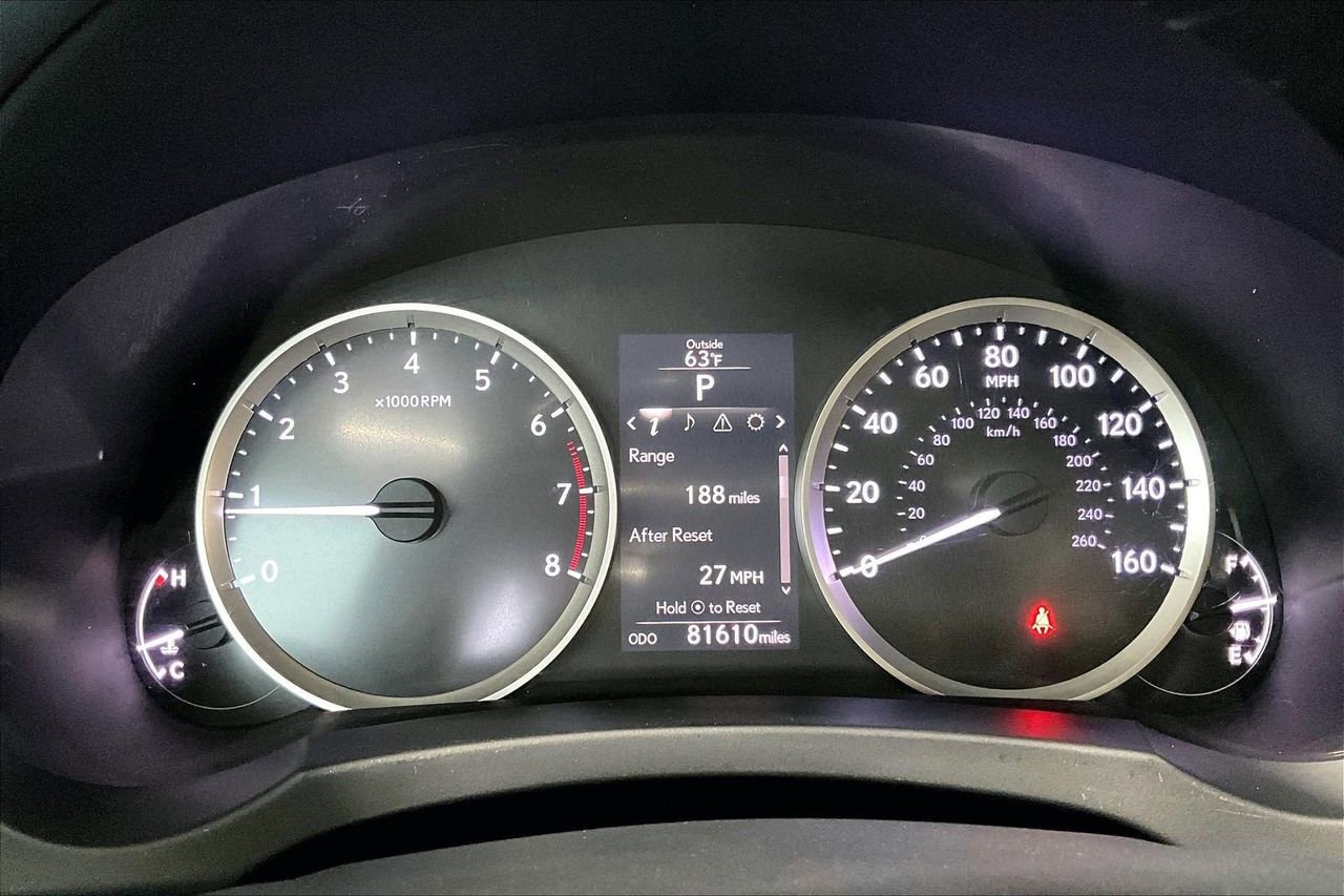 Used 2016 Lexus IS 300 AWD w/ Premium Package image 18