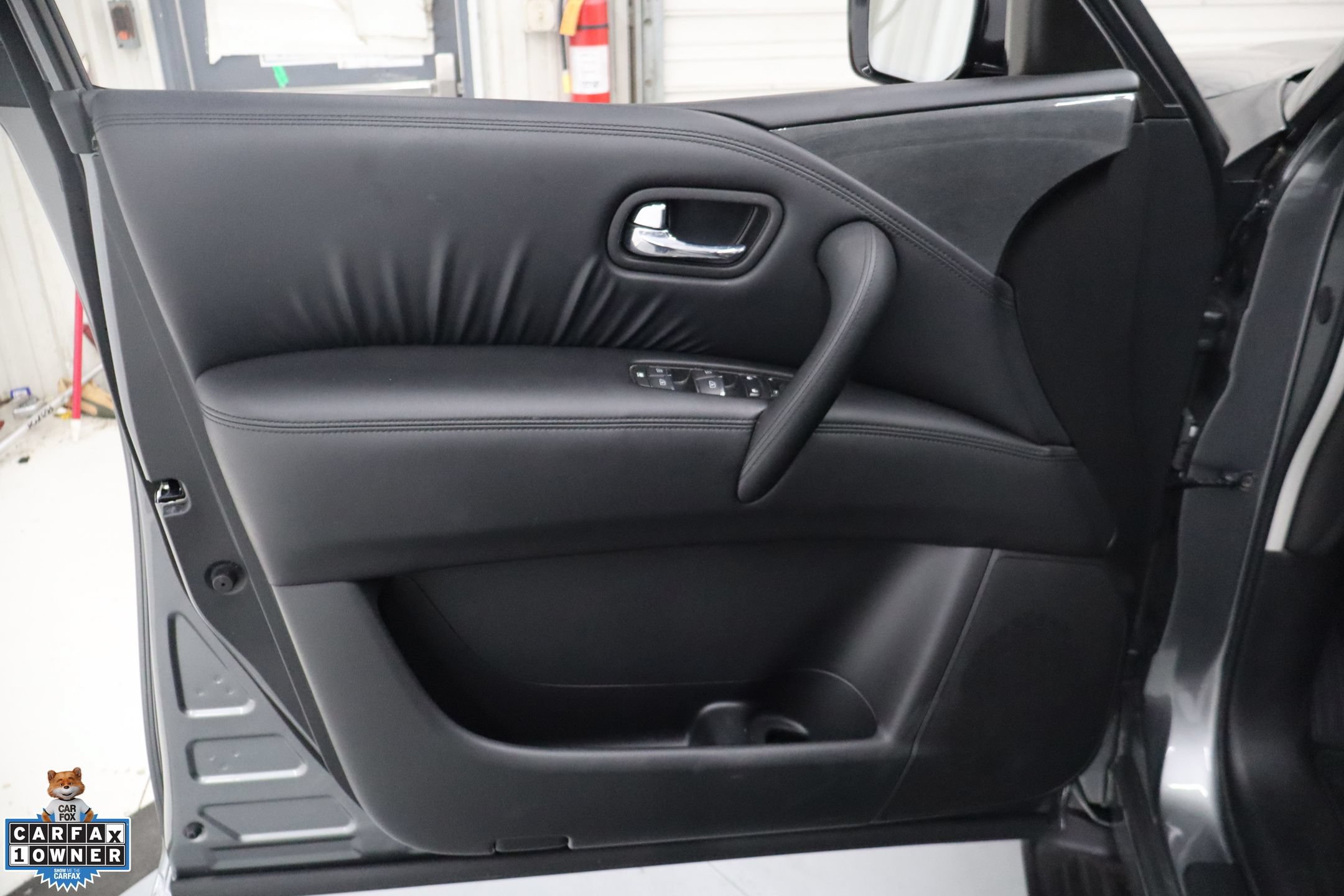 Used 2024 Nissan Armada SV w/ Cargo Package AWD/4WD image 13