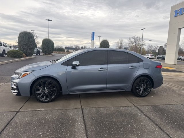 Used 2023 Toyota Corolla SE w/ Carpet Mat Package (TMS) image 11