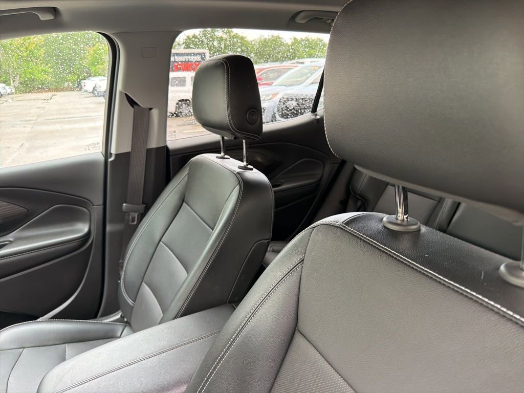 Used 2023 GMC Terrain SLT w/ Tech Package image 10