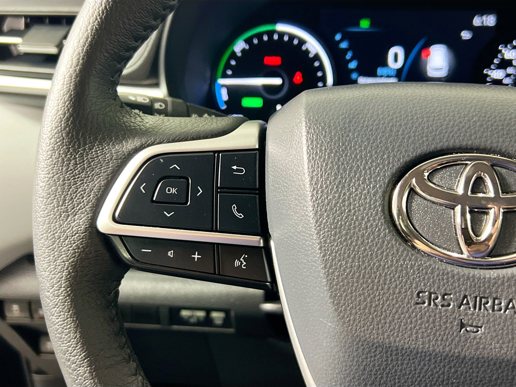 Used 2026 Toyota Sienna XLE image 18