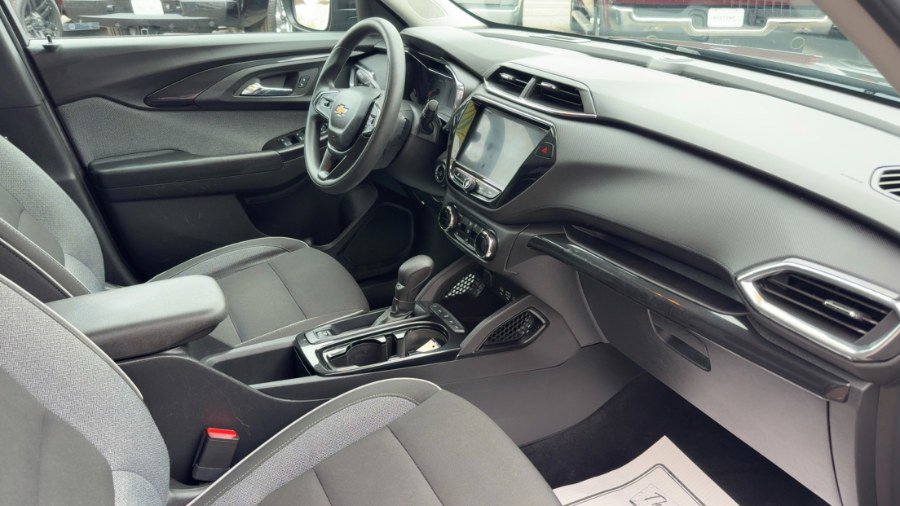 Used 2022 Chevrolet TrailBlazer LT w/ Convenience Package image 15