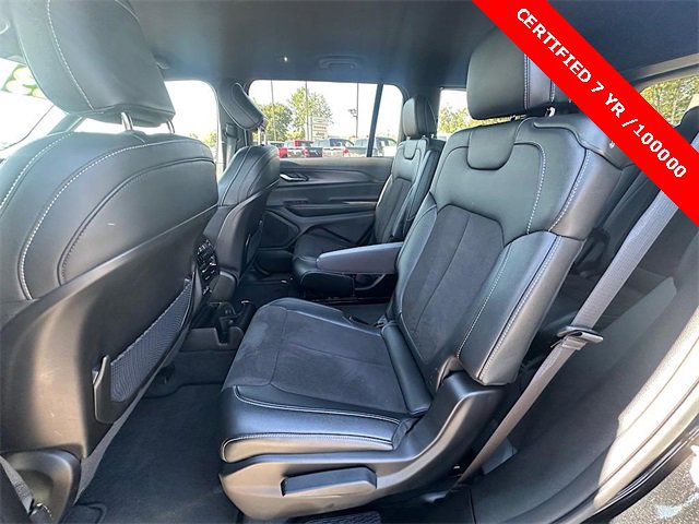 Used 2023 Jeep Grand Cherokee L Altitude image 15