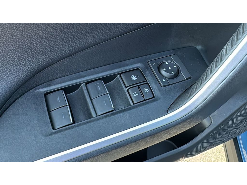 Used 2024 Toyota RAV4 XSE w/ Weather Package image 11