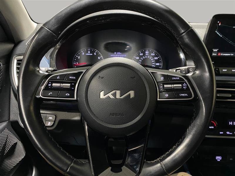 Used 2022 Kia Seltos Nightfall Edition AWD/4WD image 12
