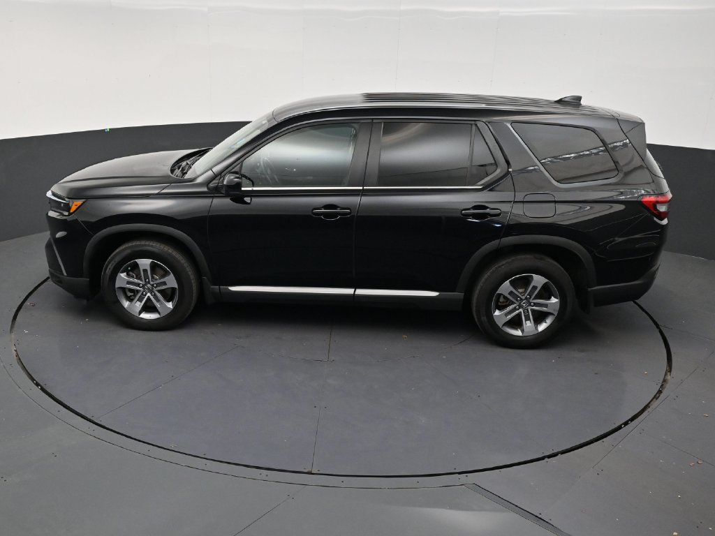 Used 2023 Honda Pilot EX-L image 13