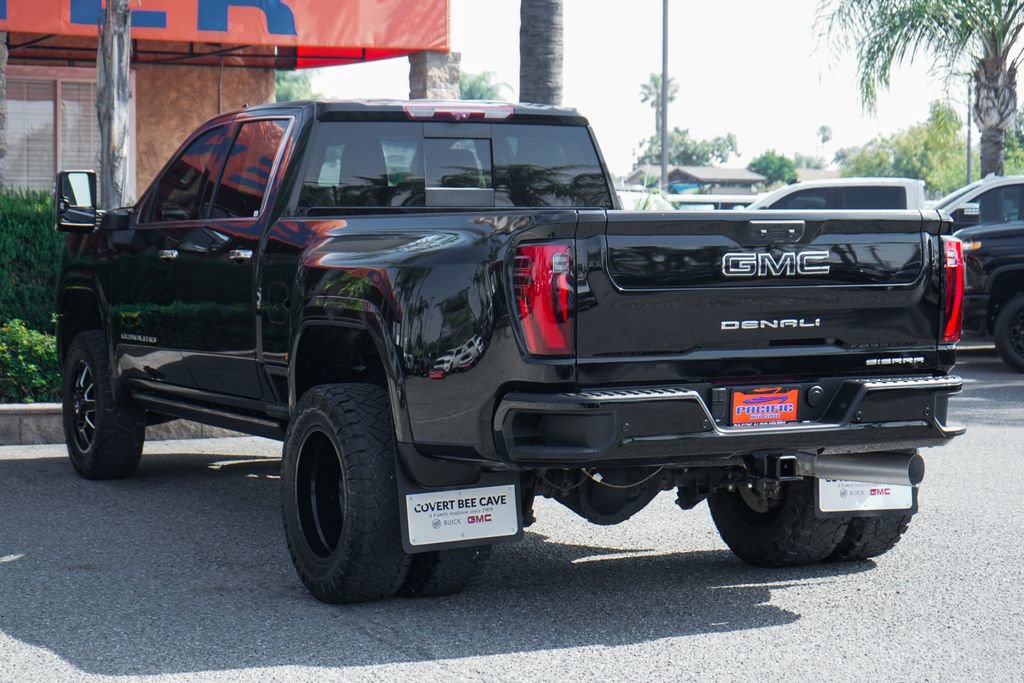 Used 2024 GMC Sierra 3500 Denali w/ Denali Reserve Package AWD/4WD image 6