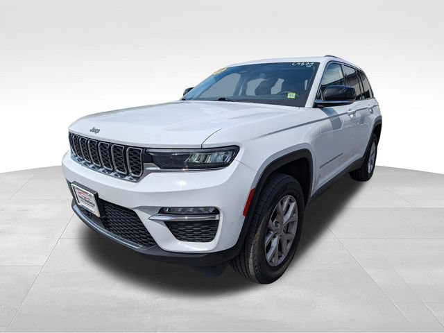 Used 2022 Jeep Grand Cherokee Limited AWD/4WD image 3