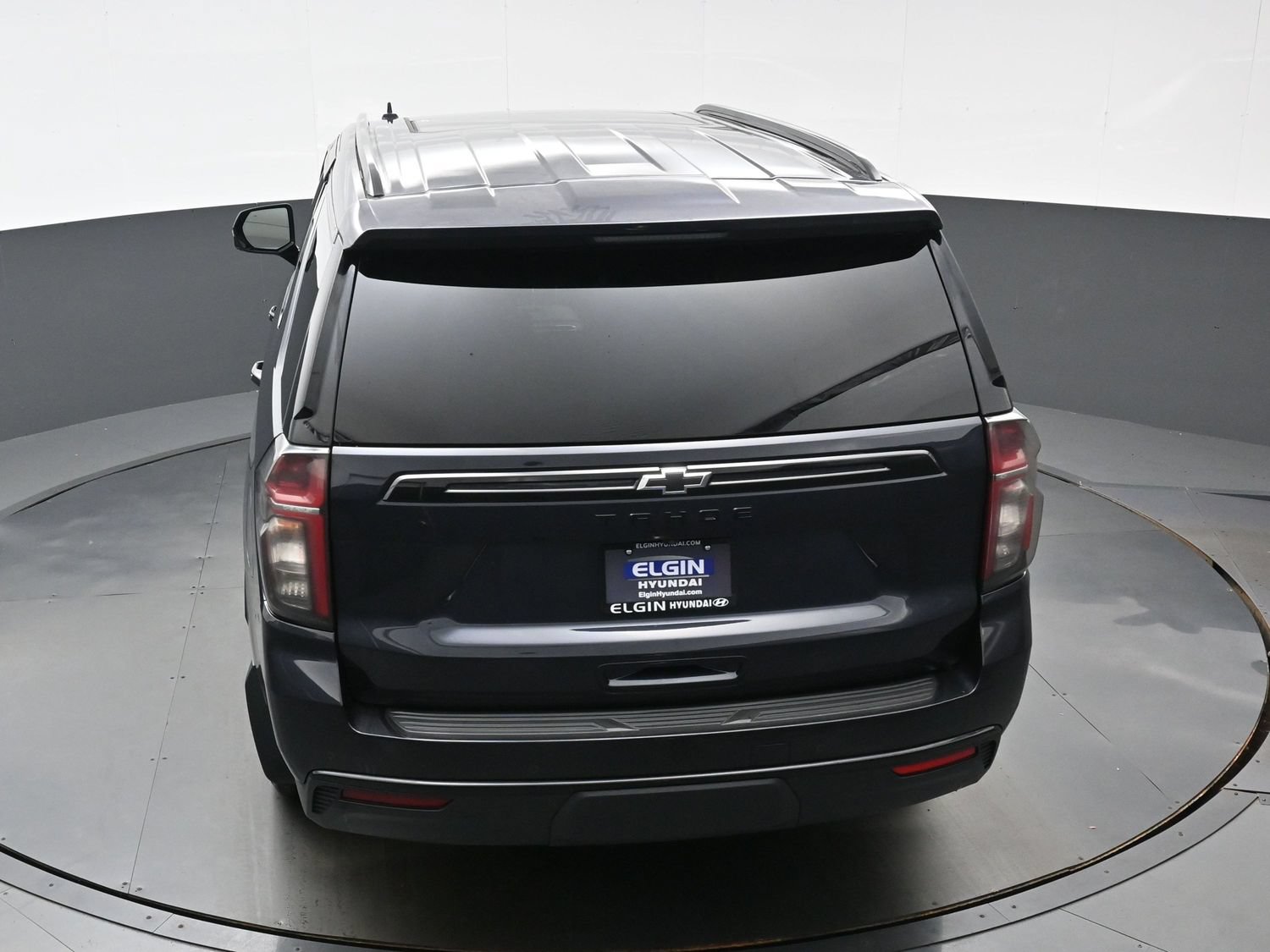 Used 2023 Chevrolet Tahoe Z71 w/ Luxury Package AWD/4WD image 39