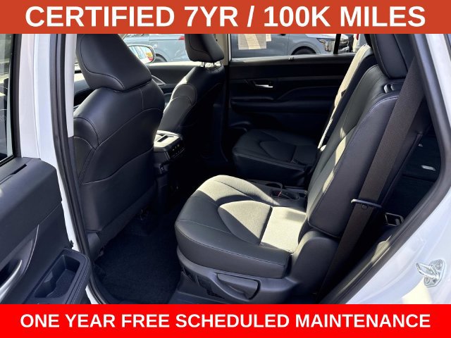 Used 2024 Toyota Grand Highlander AWD Hybrid image 17