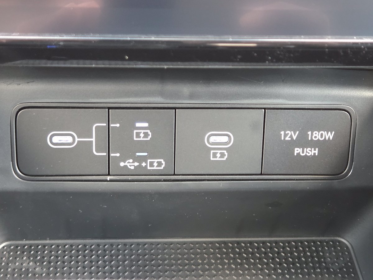 New 2026 Hyundai Tucson SEL Plus w/ Tow & Go Package AWD/4WD image 11