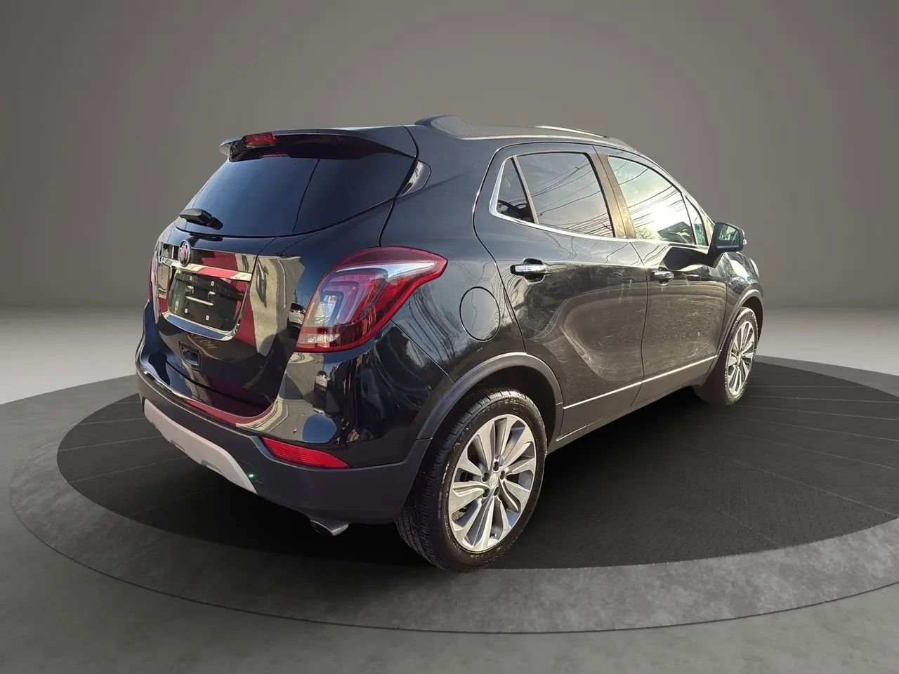 Used 2019 Buick Encore Preferred image 5