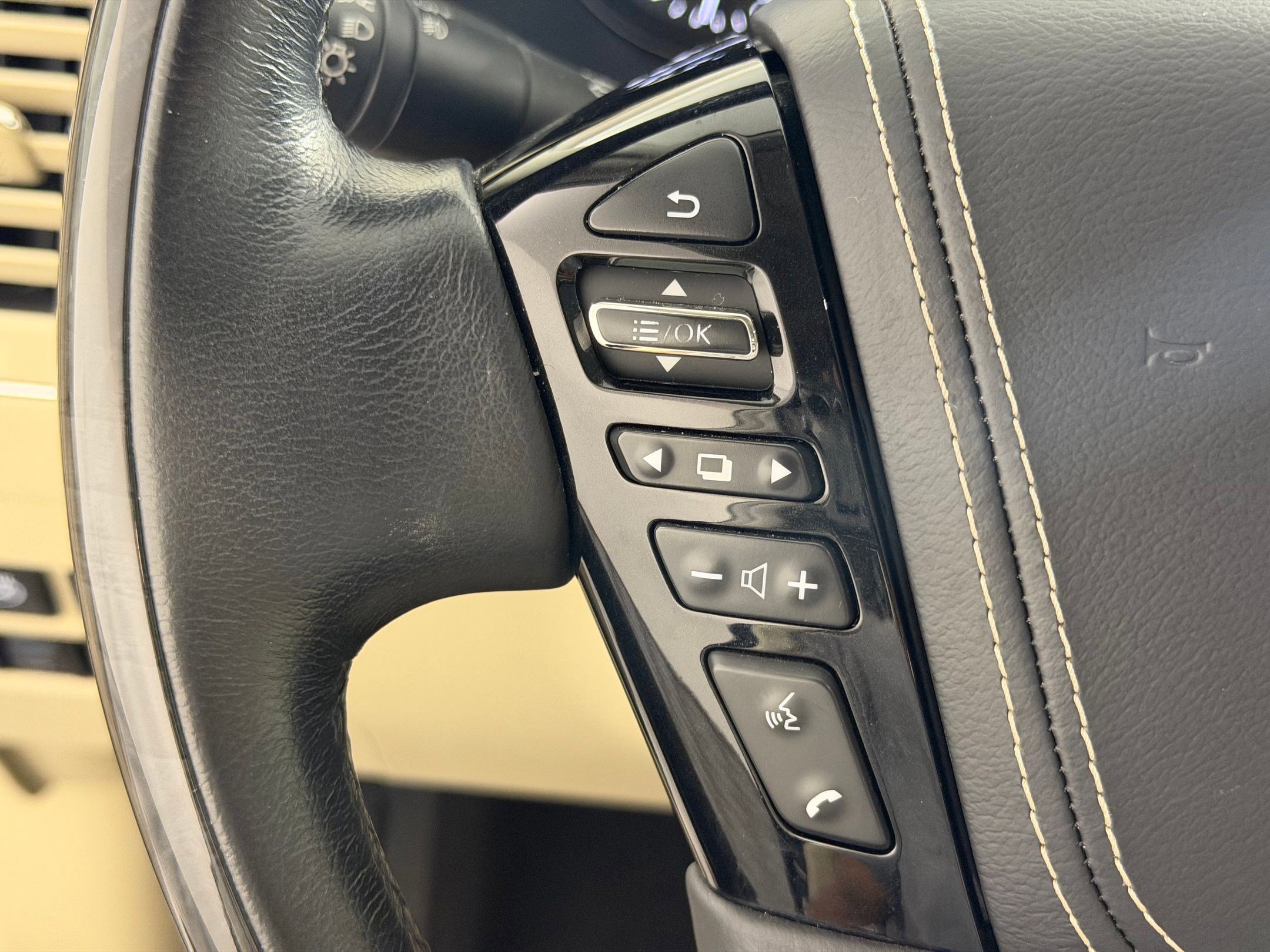 Used 2020 INFINITI QX80 Luxe w/ Sensory Package image 13