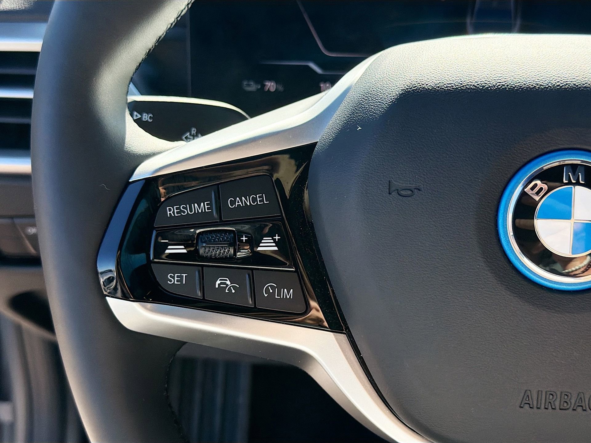 Used 2025 BMW i4 eDrive40 w/ Premium Package image 38