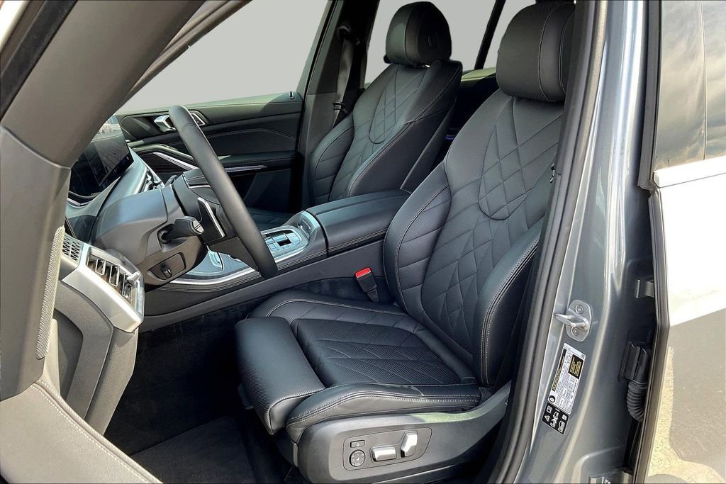 Used 2024 BMW X5 xDrive40i w/ Premium Package AWD/4WD image 21