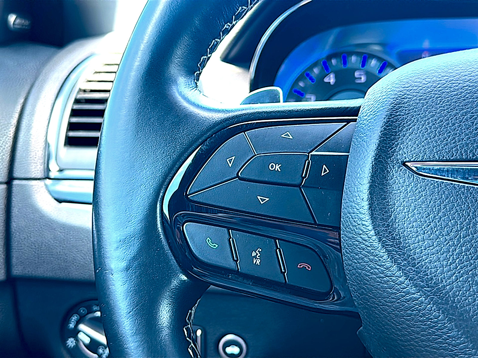 Used 2022 Chrysler 300 S image 30