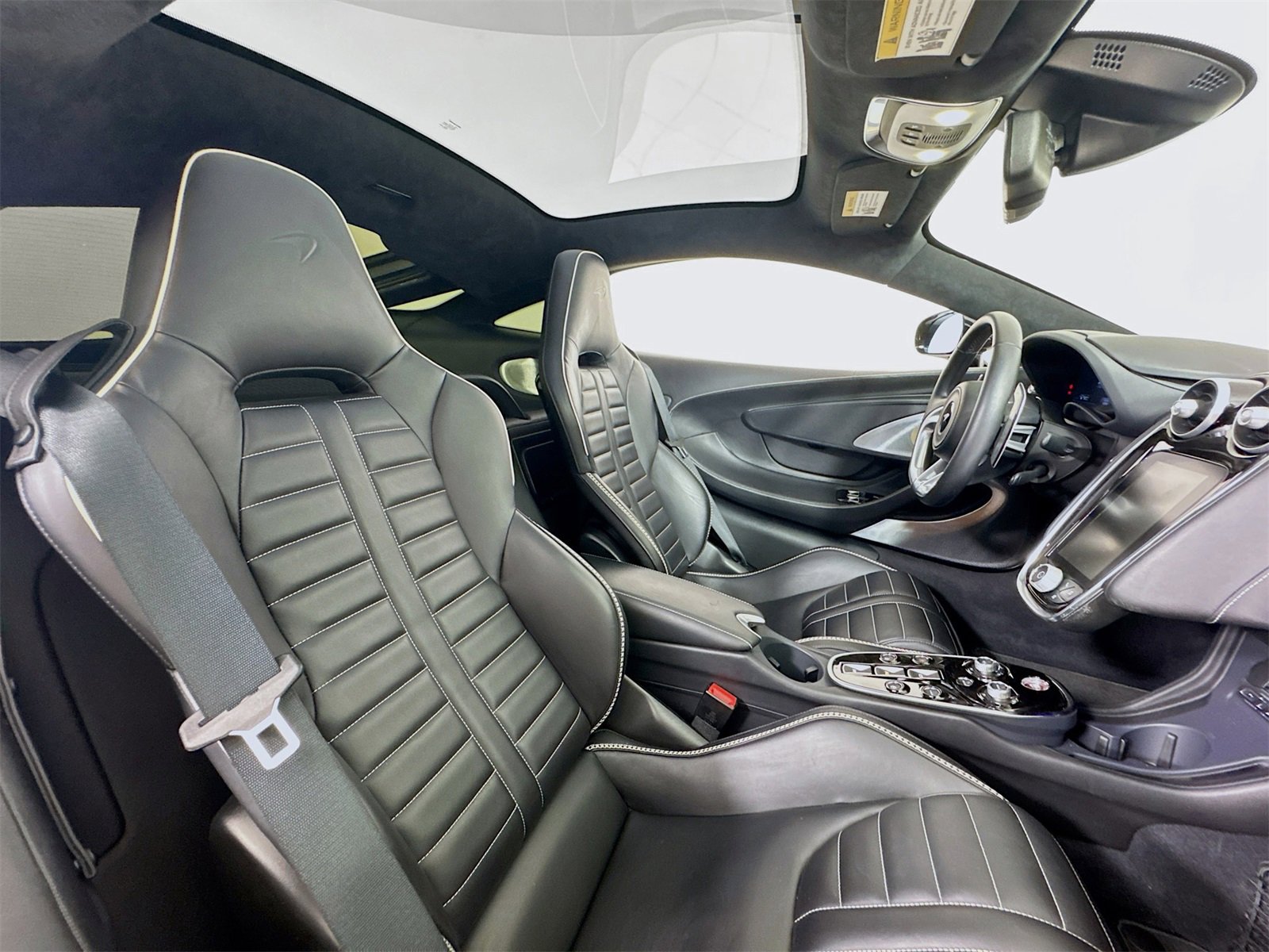 Used 2025 McLaren GTS image 23