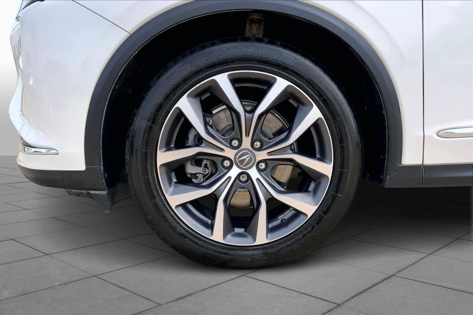 Certified 2024 Acura MDX FWD w/ Technology Package image 10