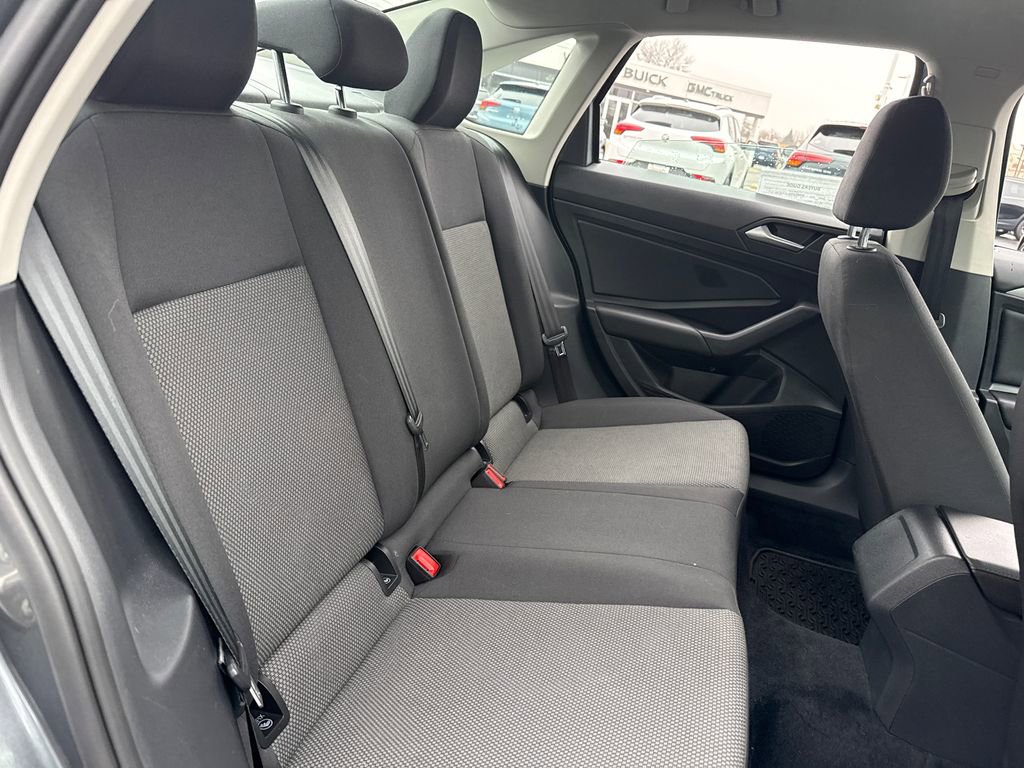 Used 2021 Volkswagen Jetta S image 32