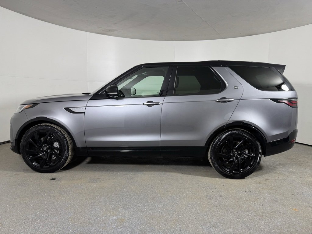 Used 2021 Land Rover Discovery S R-Dynamic image 10