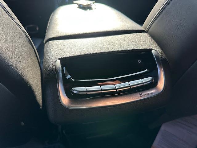 Used 2022 Cadillac XT6 Sport w/ Technology Package image 25