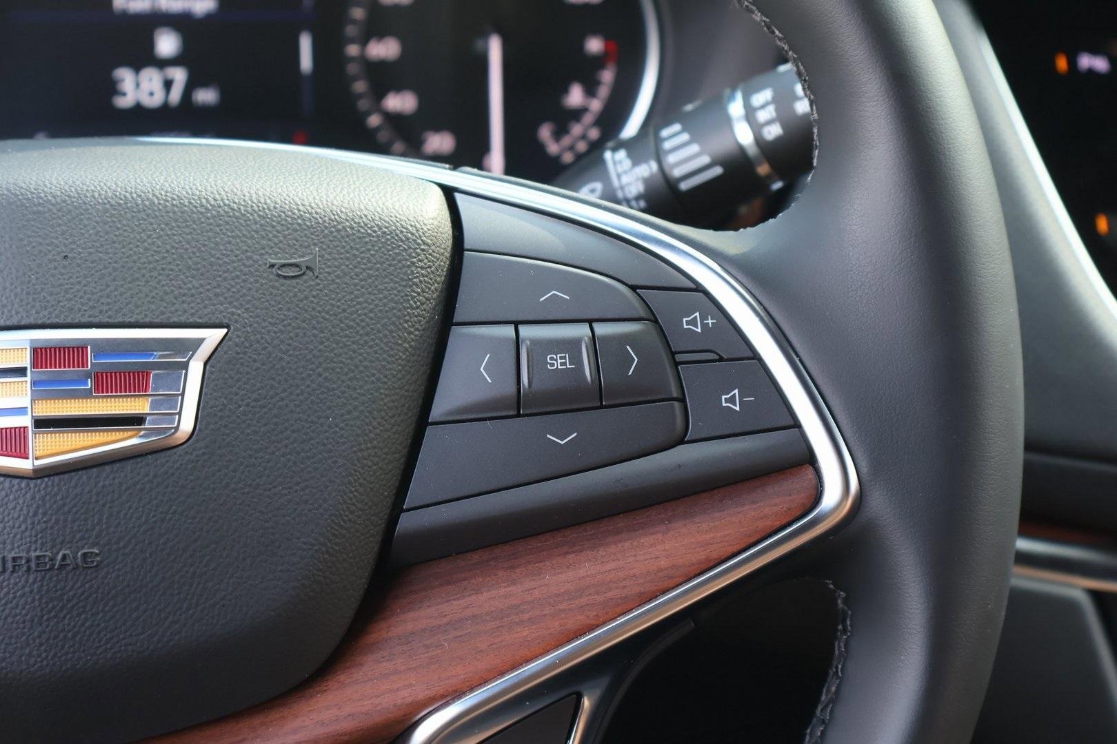 New 2025 Cadillac XT5 Premium Luxury image 21